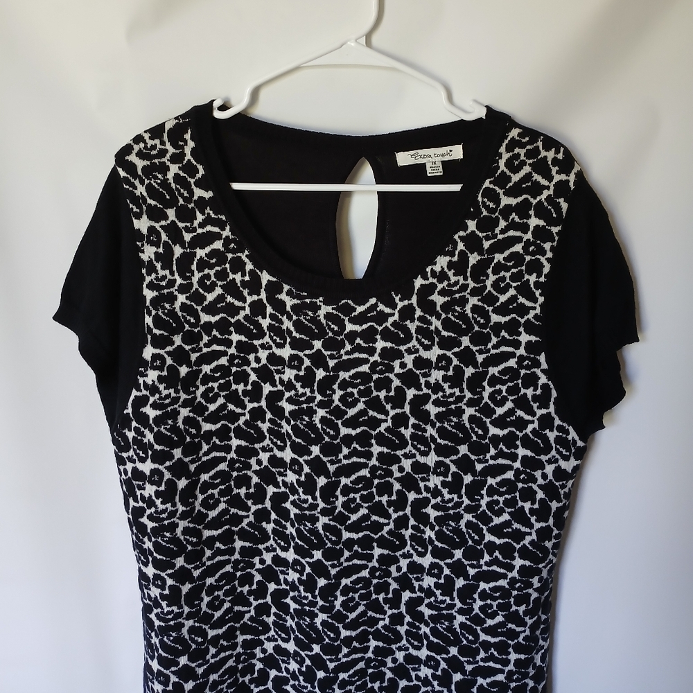 Extra Touch Short Sleeve Sweater Dress Size 1X Color Cheetah Print Black/White - Picture 4 of 8